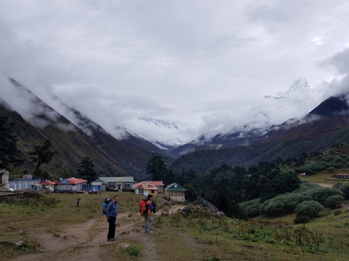 leaving_tengboche